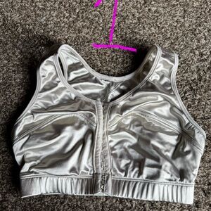 Front-Zip enell  Sports Bra